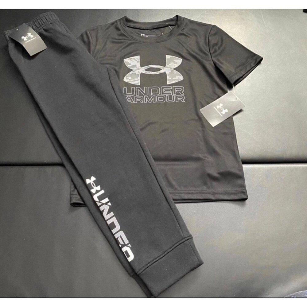 NWT Under Armour Jogger & Tee Set Boys Size 6